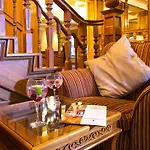 Отель Lady Gregory Hotel, Leisure Club & Beauty