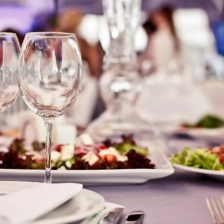 فندق Lady Gregory Hotel, Leisure Club & Beauty 3*