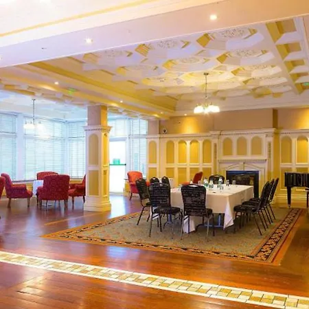 Lady Gregory Hotel, Leisure Club & Beauty 3*