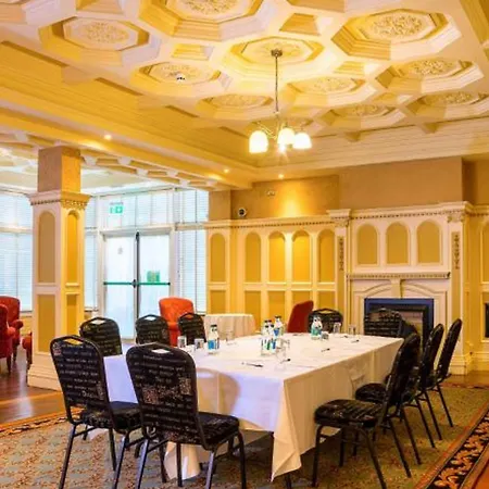 Lady Gregory Hotel, Leisure Club & Beauty 3* جورت
