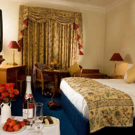 فندق Lady Gregory Hotel, Leisure Club & Beauty جورت
