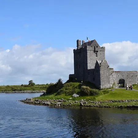 Lady Gregory Hotel, Leisure Club & Beauty Gort
