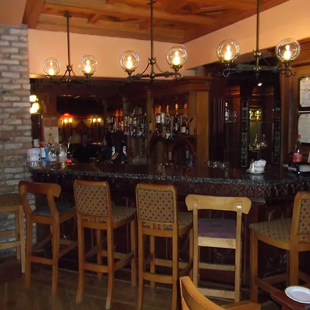 Lady Gregory Hotel, Leisure Club & Beauty Hotel