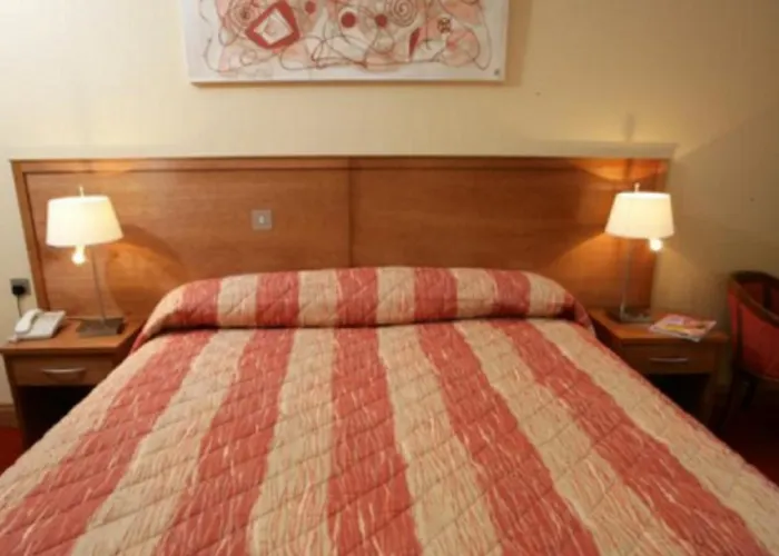 Lady Gregory Hotel, Leisure Club & Beauty Hotel