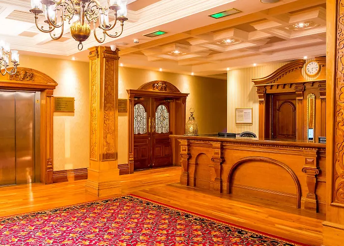 Lady Gregory Hotel, Leisure Club & Beauty 3*